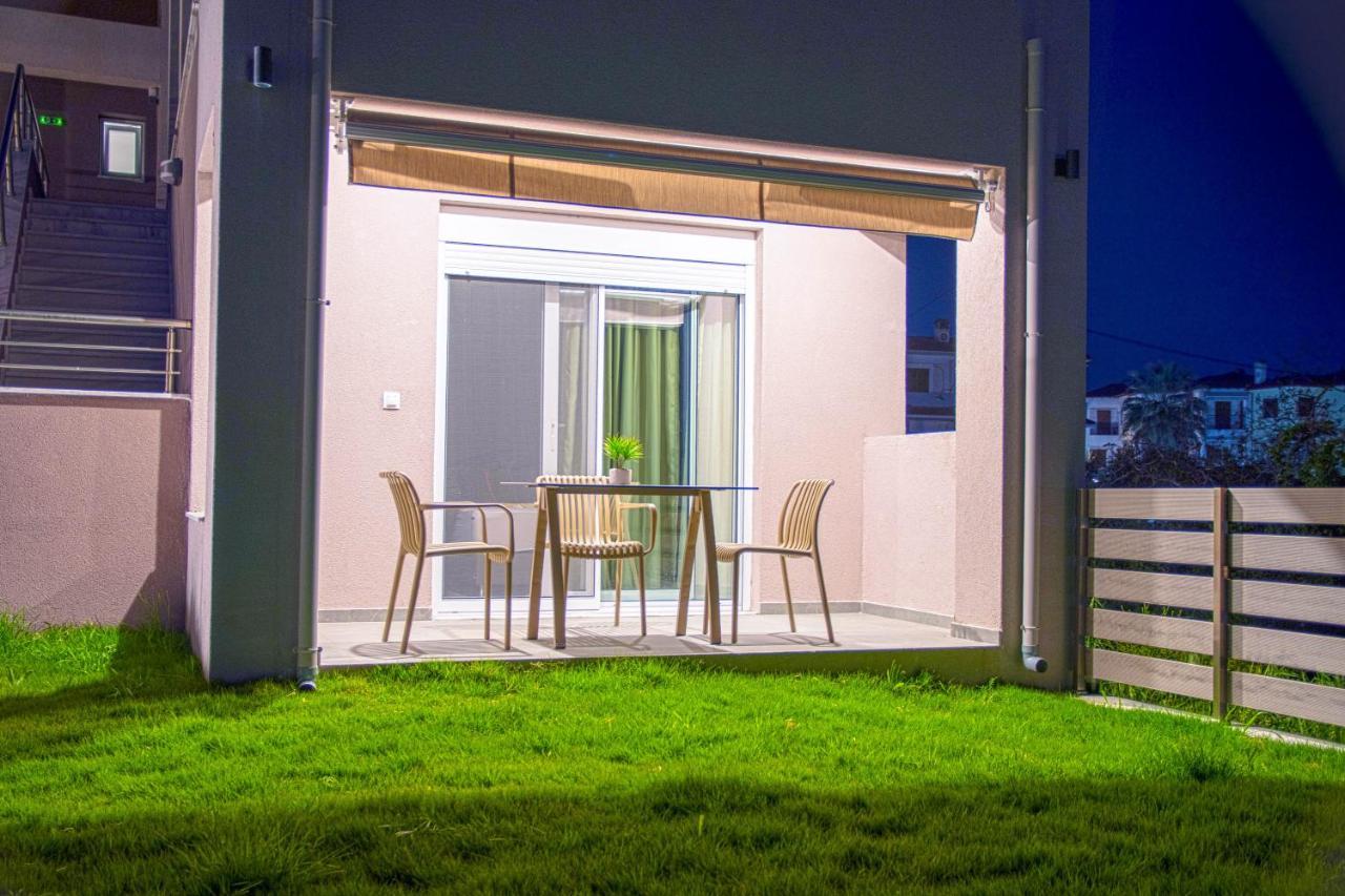 Aelia Luxury Apartments Nikiti  Exterior photo
